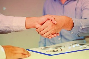 华明装备公布2021年度分配预案拟10派1.4元